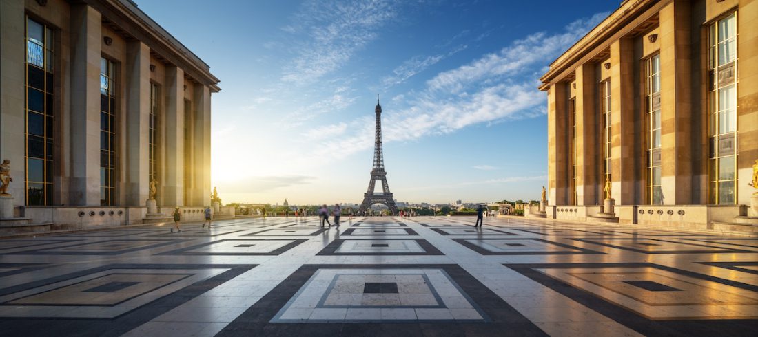 photo trocadero et vue sur tour eiffel